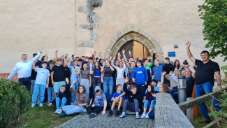 Konfirmanden vor der Burg Trausnitz